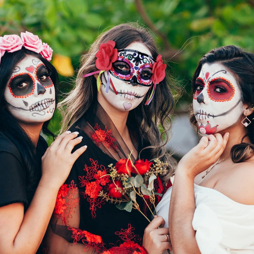 Mascarillas De La Muerte Con Flores De Encaje Rojas