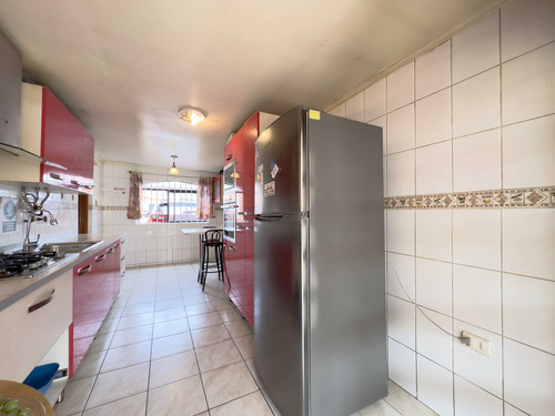 Se Vende Casa 3d.2b.1e.1b Concepción (95987)