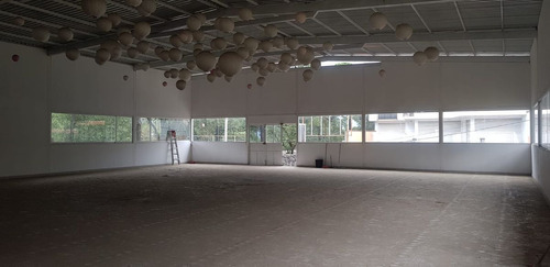 Hermoso Jardín De Eventos Con Salón De Fiestas, En Ajusco!