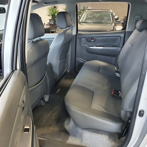 Imagem 4 de 14 de Toyota Hilux