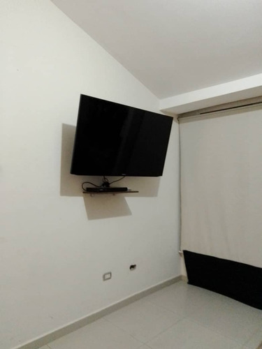 Imagen 7 de 21 de Townhouse En Venta En El Limon, Urb El Piñal. Aragua 04121994409