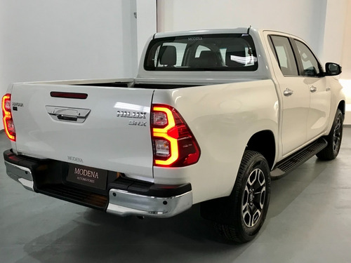 Imagen 6 de 22 de Toyota Hilux 2.8 Srx Srv Dx Sr 4x2 4x4 At Mt Amarok V6
