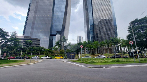 Imagem 2 de 15 de Imóvel Comercial Em Excelente Localização - Reo136921