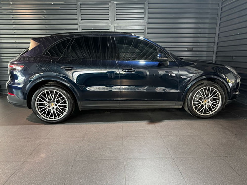 Porsche Cayenne 2022