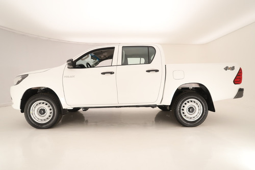 Imagen 17 de 25 de Toyota Hilux 4x4 Dc Dx 2.4 Tdi 6 Mt T.o