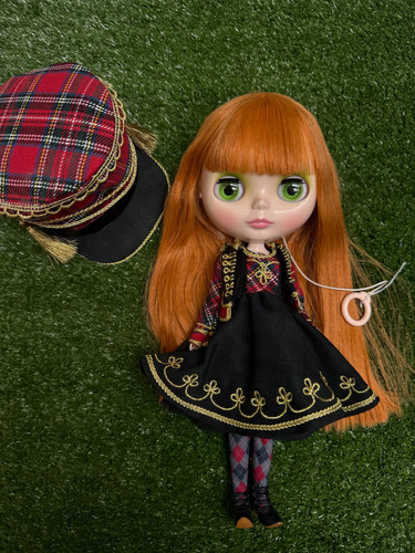 Boneca Neo Blythe Plaid Parade Takara Original Com Caixa (Usado)