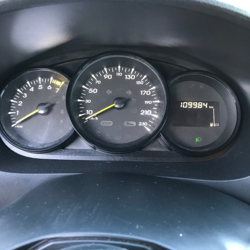 Renault Fluence Confort Plus 1.6 16v -sedán 4 Ptas