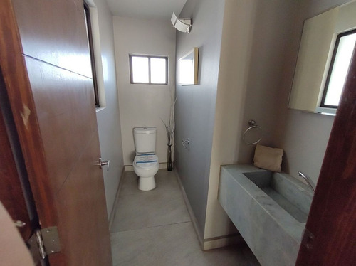 Casa En Venta En Carlos Pacheco 7, Ensenada, B.c.