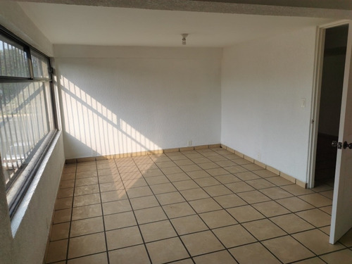 Imagen 7 de 10 de Edificio De 9 Oficinas Y 2 Locales Comerciales En Venta!!