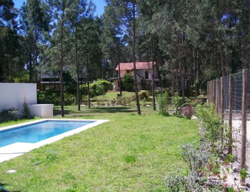 Casa De 4 Dormitorios Dentro Del Complejo Solanas.