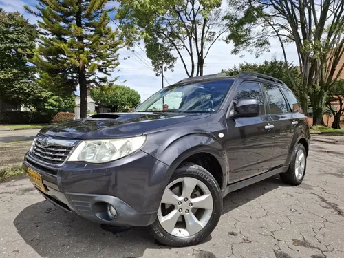 Subaru Forester 2.5 Xt