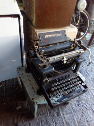 Antigua Máquina De Escribir Remington Original Decoracion (Usado)