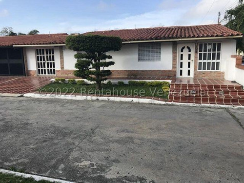 */*** Zudwendyz Leal Hermosa  Casa En Venta En Via El Ujano Barquisimeto,  Lara Zl  24-15614