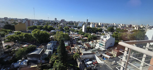 Venta Departamento 3 Ambientes Con Balcón Parque Avellaneda