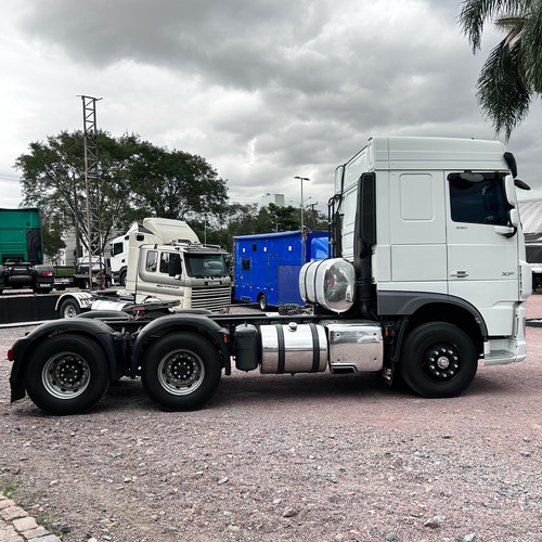 Caminhão Daf 530 Tração 6x4 Ano 2021 Susp Mola Trucado