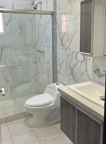 Imagen 6 de 17 de Se Alquila Apartamento En San Miguel
