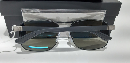 Gafas de sol polarizadas Ray-Ban Chromance Rb3660, montura en color negro, lente plateada espejada - RB3660ch