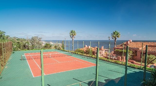 Venta De Apartamento 1 Dormitorio En Punta Ballena