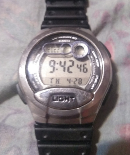 Reloj Casio W-752 