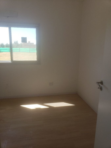 Imagen 12 de 13 de Casa En Venta De 3 Dormitorios C/ Cochera En Santo Domingo