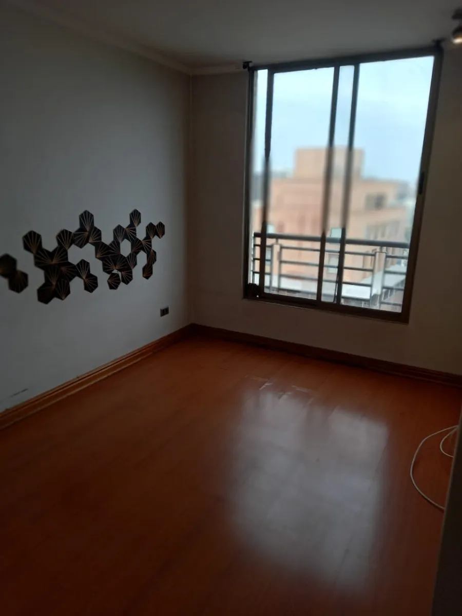 Imagen 5 de 11 de Central 2d,2b,e Y B, Providencia