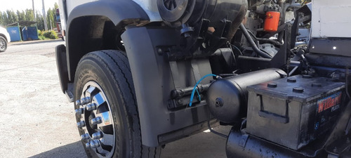 Volkswagen 13180 2010 Regador De 9000lts Unicoo Rentaltrucks