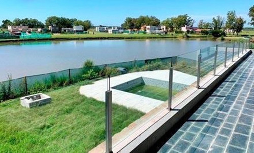 Imagen 12 de 13 de Lagos De San Eliseo - Residencia Moderna Con Vista Al Lago