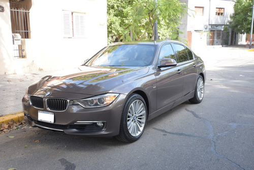 BMW Serie 3 2.0 328i Luxury 245cv