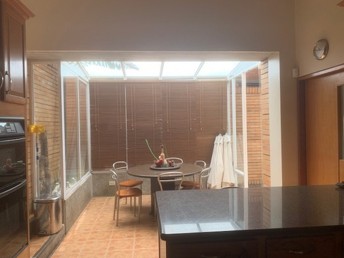 Imagen 23 de 27 de Vendo Casa 490mts2 5h/6b/5pe Oripoto 9469