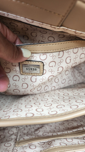 Bolsa Guess Cc961806 Nueva 100 % Original Con Etiqueta Beige Estampado Níquel Beige