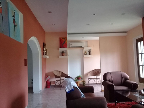 Hostería En El Alto De Nono