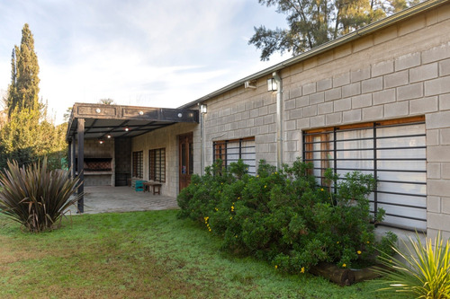 Imagen 12 de 12 de Casa Quinta De Más De 7 Ambientes En Moreno