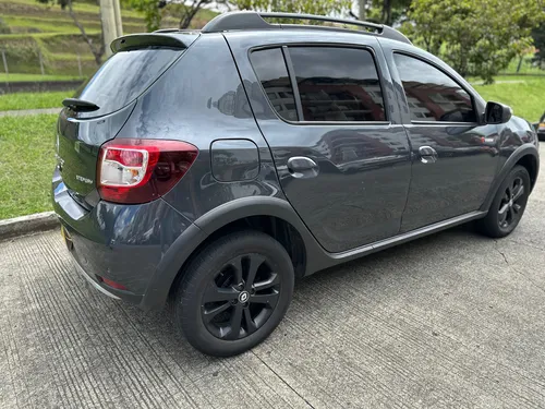 Renault Stepway 1.6 Trek Intens