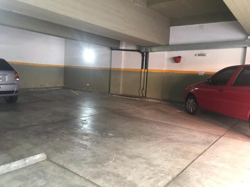 Imagen 2 de 3 de Cochera - Colegiales