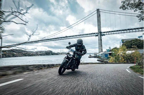 Tienda Oficial Husqvarna: Svartpilen 401 Ng