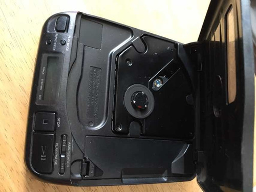 Imagen 3 de 7 de Sony Walkman D-34 Discman