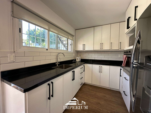 Casa Multifamiliar En P.u En Av. Rivera Y Uspallata, Con Dos Monoamientes, Patio, Barbacoa Y Cochera Para 2 Vehículos