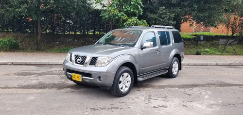 Nissan Pathfinder 4.0 R51 Le Lujo
