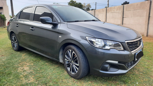 Peugeot 301 1.6 Allure Plus Tip