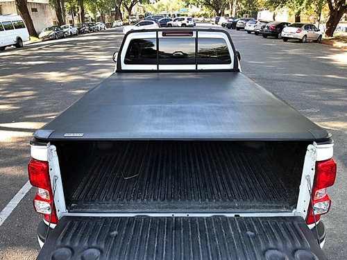 Imagen 13 de 15 de Chevrolet S10 2.8 Td 4x2 Ls Mt 2017