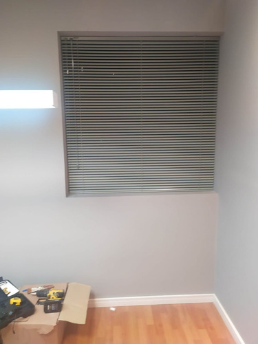 Cortina Persiana Horizontal 1,90 L X 1,70 A - Alumínio 25mm