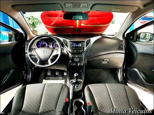 Imagem 6 de 9 de Hyundai Hb20 1.0 Unique 12v