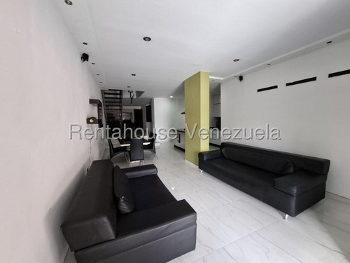 César Bullones Vende Hermosa Casa En Parroquia Santa Rosa, Lara 25-22583