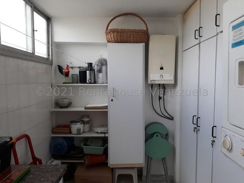 Imagen 16 de 23 de Apartamento En Venta En Cumbres De Curumo 22-6130