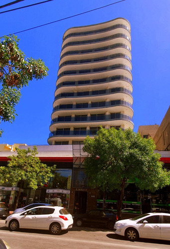 Imagen 23 de 30 de Venta-centro- Av. San Martín- Carlos Paz- Departamento De Categoría- 2 Dormitorios- 1 En Suite-cochera-balcón- Edificio Etoile 2- Amenities-pileta