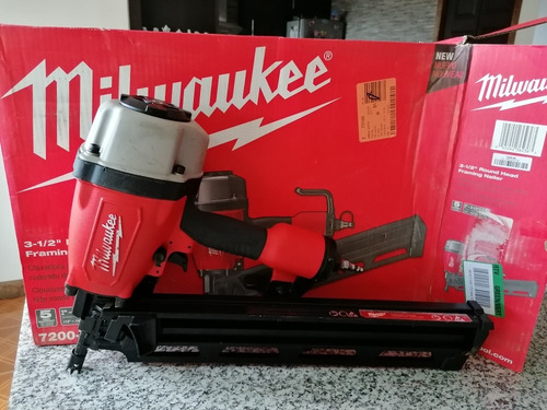 Milwaukee Clavadora Neumática Para Framing 7200-20 Seminueva