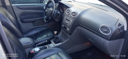 Ford Focus 2.0 Ghia Exe
