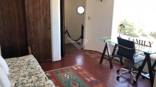 Venta Casa Punta Ballena 4 Dormitorios Y Servicio