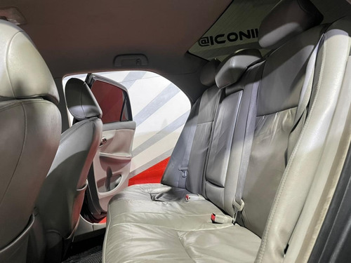 Imagen 8 de 10 de Toyota Corolla