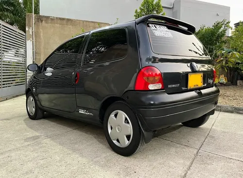 Renault Twingo Authentique + Mt Fe 2010